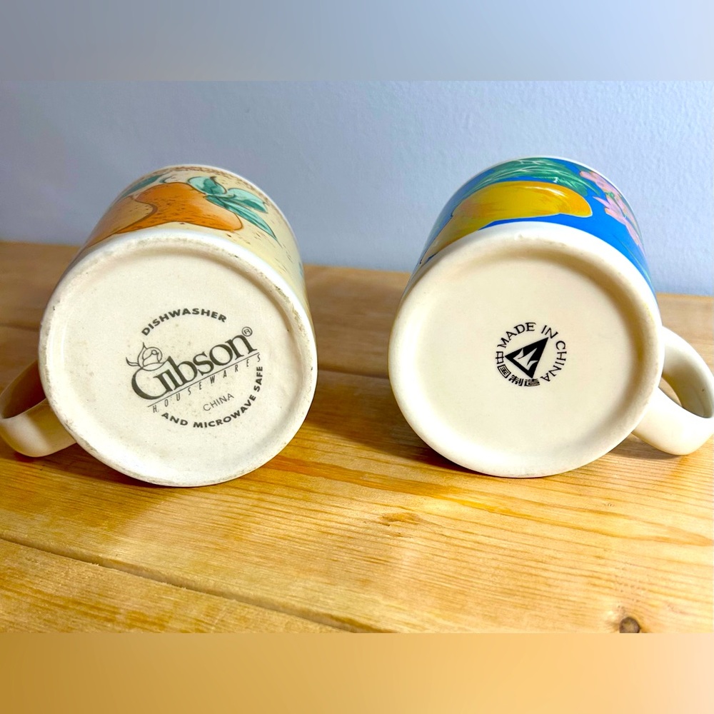 Pear Design Ceramic Mugs - Cream and Blue - Picture 7 of 7